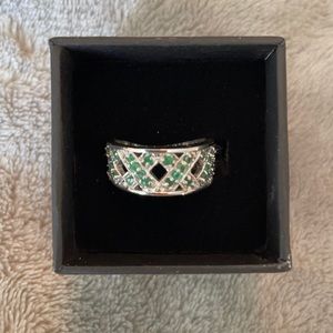 Vintage Emerald and Diamond Ring